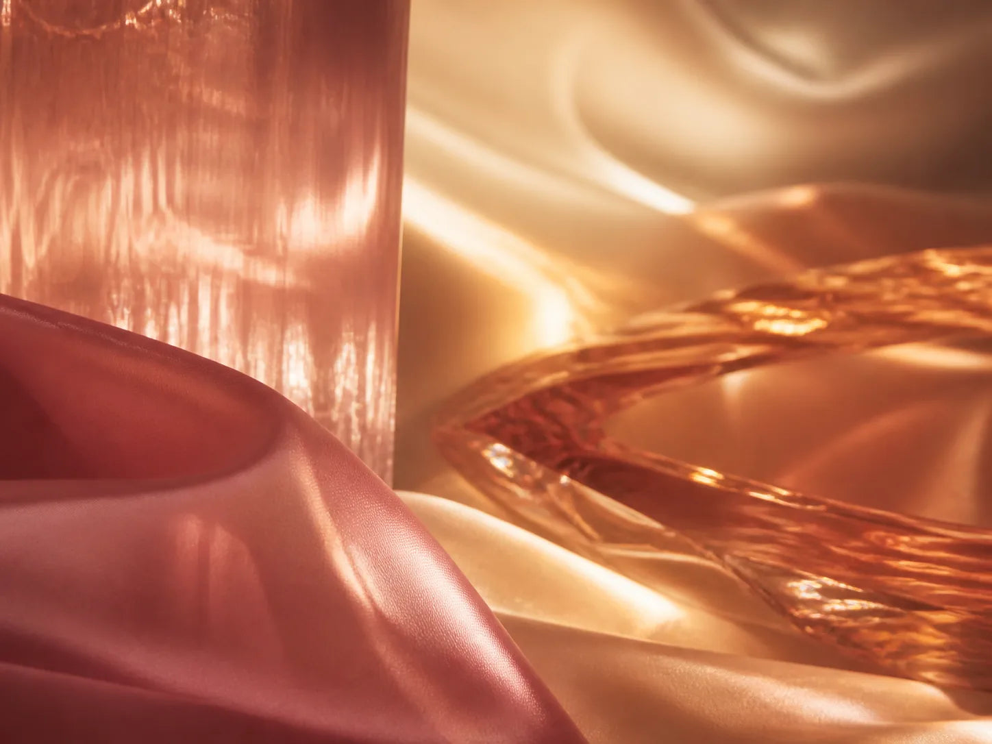 Almaysa heart fragrance atmosphere